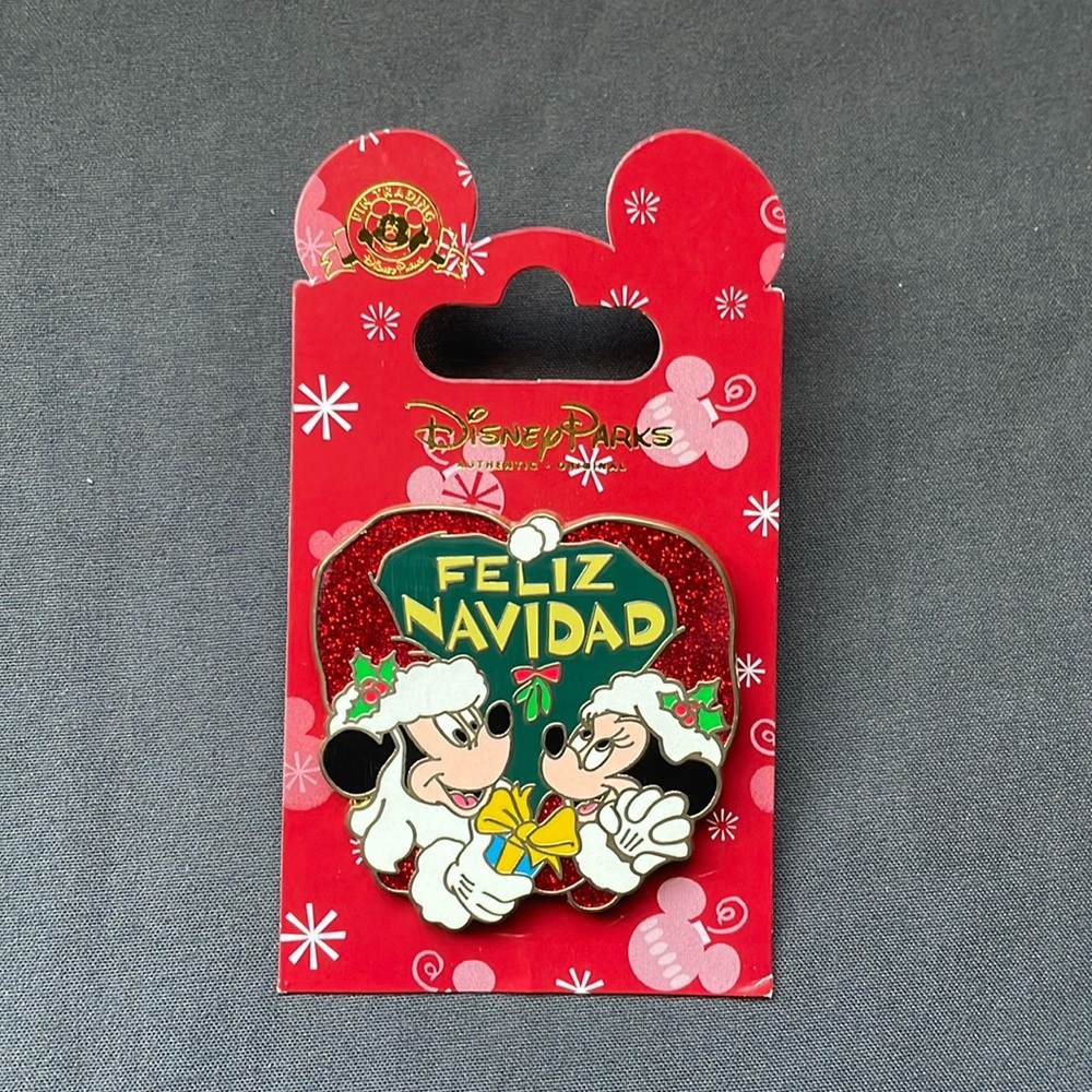 Disney Parks- Feliz Navidad Mickey & Minnie Holiday Pin